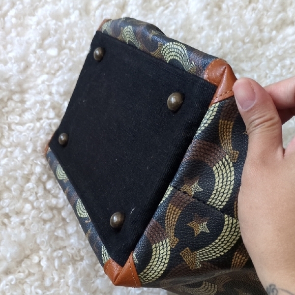 Brown and Blue Camouflage Tote with Leather Straps - Picture 5 of 11